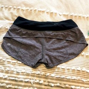 Lululemon 2.5 Hotta Hot Shorts